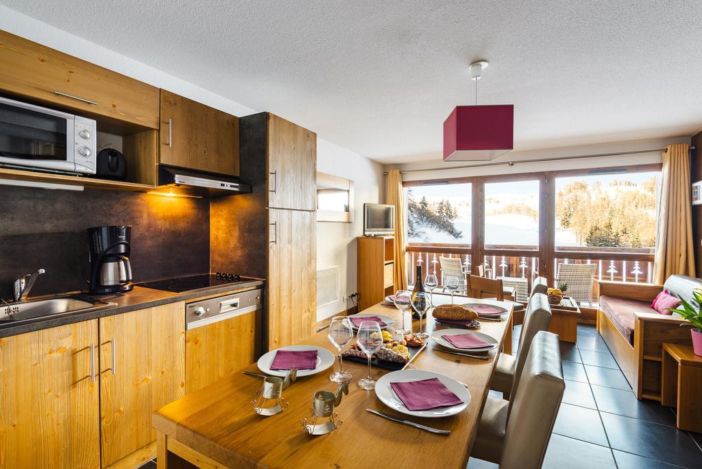Travelski Home Premium - Residence Les Chalets D'Edelweiss ลาปลาญ ภายนอก รูปภาพ